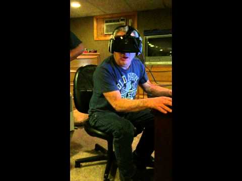 Dad gets scared playing virtual reality game