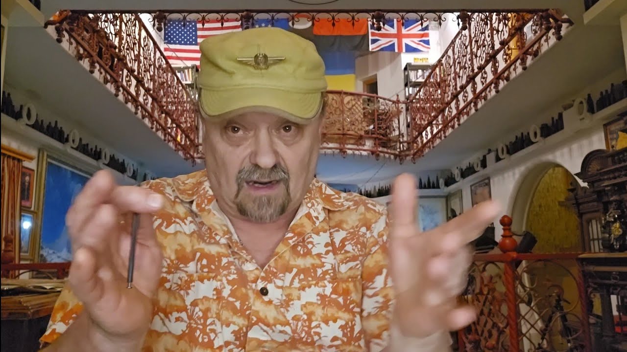 На олимпиаде продают гитлеровские футболки, это нормально, а шлем с погибшим