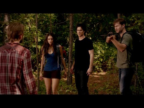 TVD 3x2 - A hybrid attacks Damon, Elena changes her mind and decides to leave | Delena Scenes HD