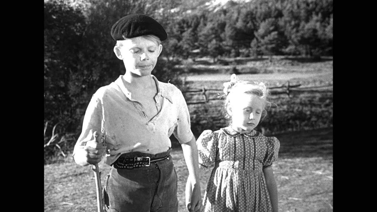 Miniature de la vidéo Jeux Interdits - Bande Annonce | Version Restaurée 2014 du film Jeux interdits