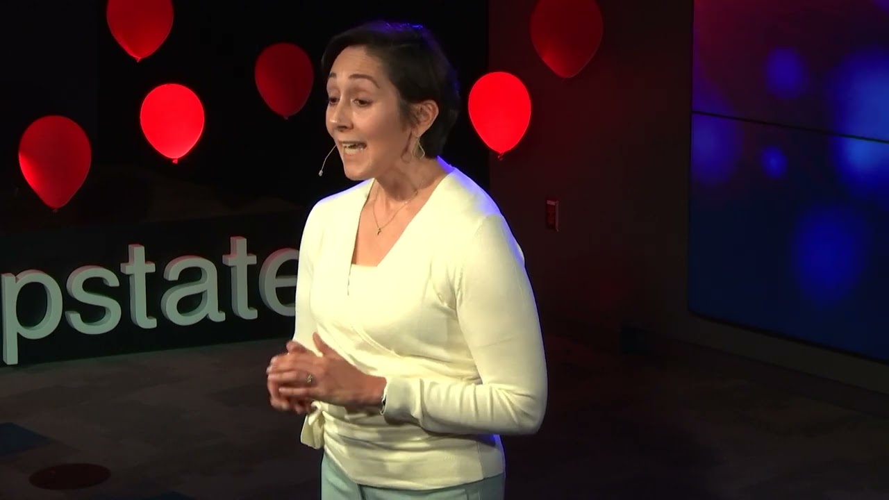 Cecilia Cruz on stage
