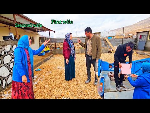 The husband's struggle with the intrigues of his first mother-in-law to calm his second wife