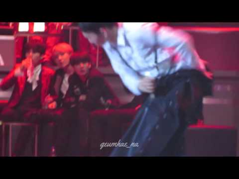 [FANCAM] 161202 BTS react to EXO Monster @MAMA 2016 HK