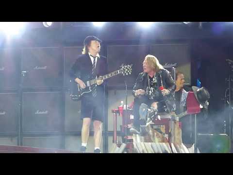 AC/DC ft Axl Rose - Rock or Bust / Shoot to Thrill - Werchter 16-May-2016