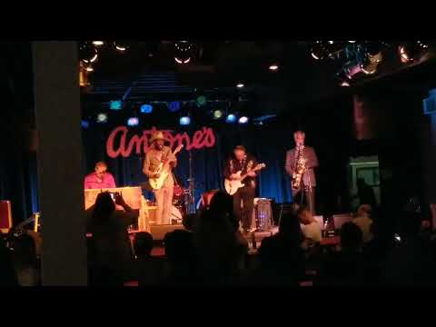 Jimmy Vaughan w/ Gary Clark Jr. - Antone's- Austin, TX - 10/20