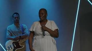 DEUS VAI TE HONRAR NO TEMPO CERTO - PASTORA SANDRA ALVES 