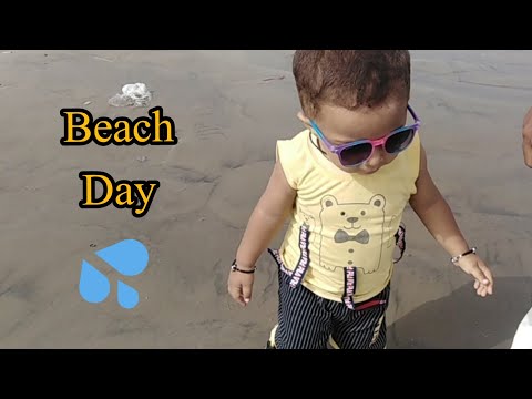 Baby plying on the beach || Abdul hdi||