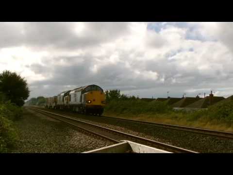 Prestatyn 22.8.2016 - DRS 37605 & 37059 on Valley flasks - Class 37 - engine tones
