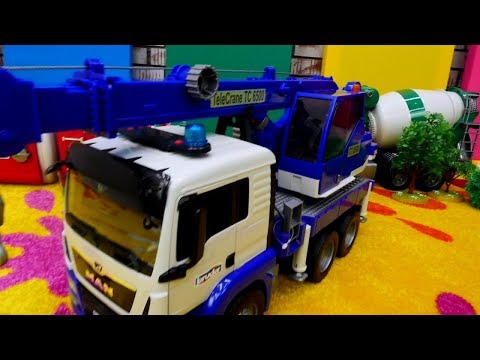 Tolle Spielzeugautos - McQueen stellt uns die neuen Fahrzeuge von Bruder vor