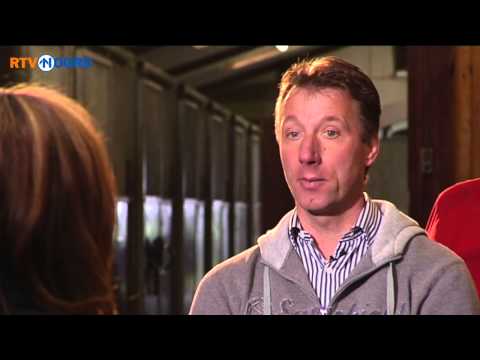 Springruiter Jur Vrieling in Boven het Maaiveld [13-4-2014] - RTV Noord
