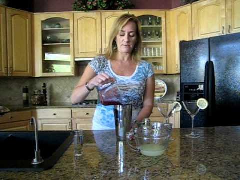 How to make a prickly pear martini