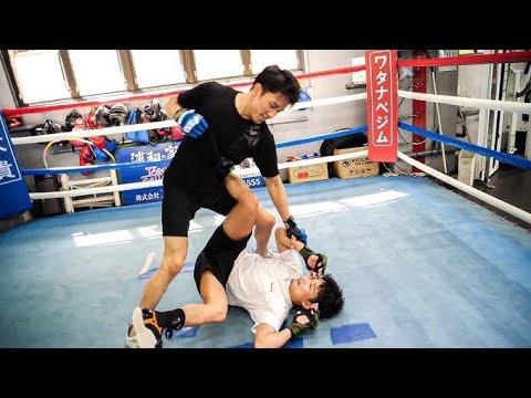 19歳の空手二階級王者🥋 足を破壊する衝撃カーフKO‼」「松本海翔の左カーフ炸裂⚡ 1Rで足元から崩れ落ちた瞬間」