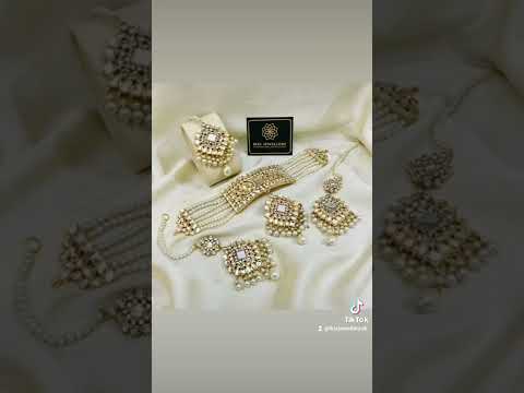 Gorgeous Kundan With Pearl Chokar Set @ikiz jewellery