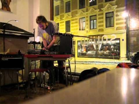 Kjetil Hanssen live at Sound Of Mu, Oslo, Norway (December 11th, 2010)