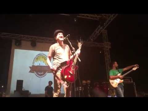 Pozzuoli Folk Festival 2016 - Bandabardò - Manifesto