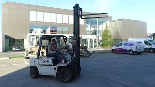 Купить бензиновый погрузчик Komatsu FD25T - Изображение 4 | Machineryline EE Бензиновый погрузчик Komatsu FD25T | Изображение 4 - Machineryline
