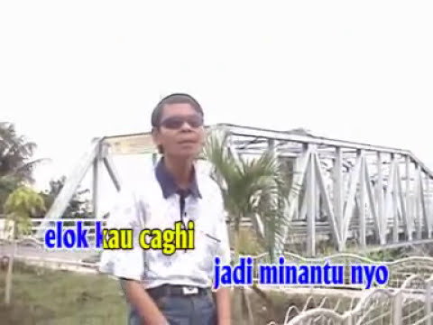 "Sabungkui Ayu Mato" Voc. Amin Ambo cipt. Amin ambo