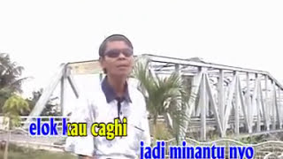 Download lagu Sabungkui Ayu Mato Voc Amin Ambo cipt Amin ambo... mp3