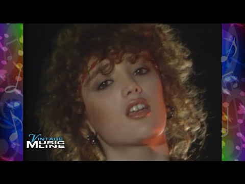 Flavia Fortunato - Casco blu - Superclassifica Show 1983 (HD)