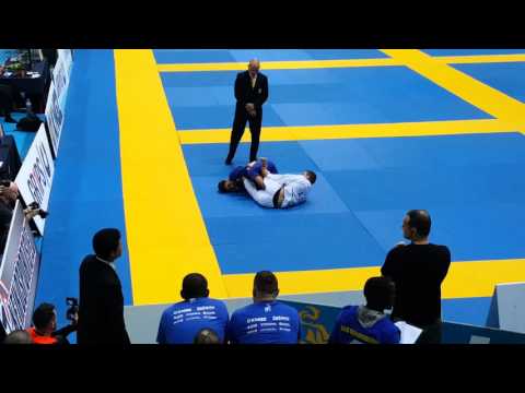 Mason Monsevais vs Kennedy Maciel