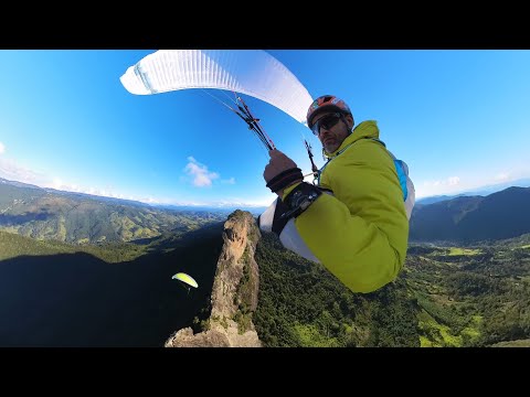 Decolagem e Sobrevoo na Pedra do Baú - São Bento do Sapucaí