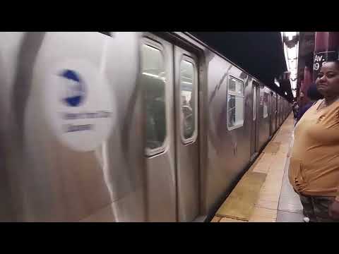 R142 5 Train Approaching 3rd Ave-149th St with Horn and Announcement