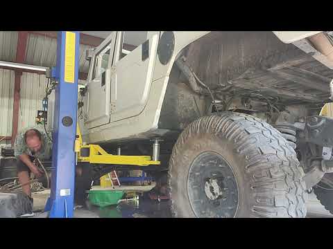 Hummer H1 body removal time lapse