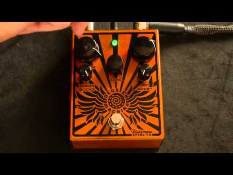 Blakemore Effects Deus Ex Machina fuzz pedal demo with Taylor Barefoot