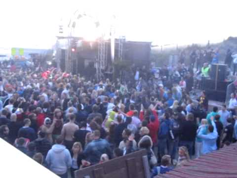 Johan Gielen playing Greece 2000 at Luminosity Beach Festival 2012
