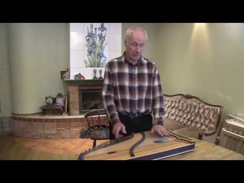 Valters Reiznieks seno mūzikas instrumentu meistars