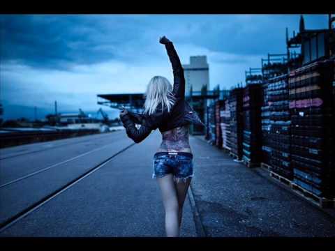 PREMIERE: Satori - Pink & Orange Sky (Just Emma Remix) (Under Your Skin)