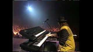 Toto - Live in Paris - Hold The Line - full extended version