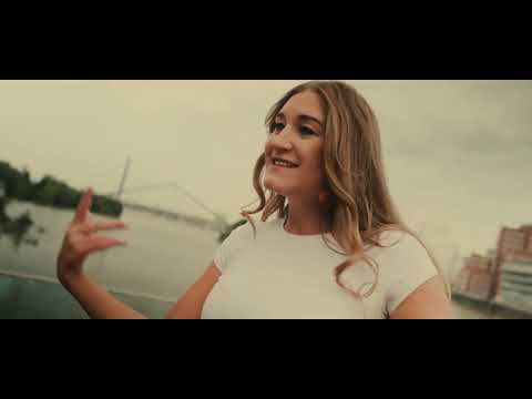 Yasmin Hutchins - Beste Zeit (Offizielles Video)