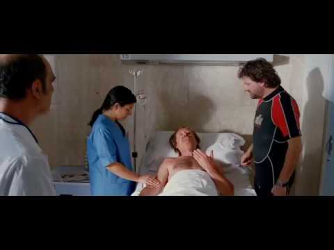 Finalmente la felicità - Leonardo Pieraccioni bacia Rocco Papaleo