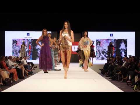 Transforming dresses on the runway