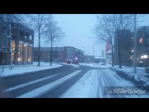 PRIO1 vele brandweerwagens met SPOED in Oss