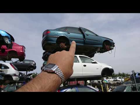 DESGUACE DE COCHES para NIÑOS | APRENDE MARCAS Y MODELOS de VEHÍCULOS | COCHES ACCIDENTADOS