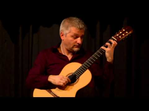 Johan Fostier plays sonata K.77 by Domenico Scarlatti