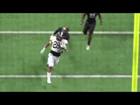 Steele strikes first with TD against Brennan