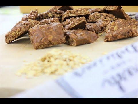 Easy Homemade Chocolate Energy Bars