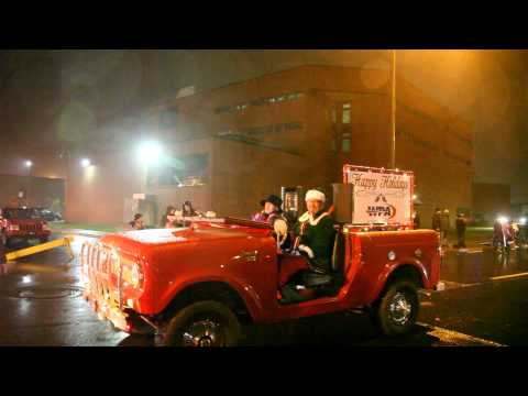 Tony & Sussie in 2013 Christmas Parade
