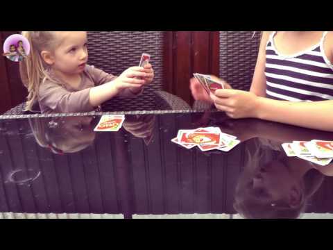 Wir spielen UNO Junior