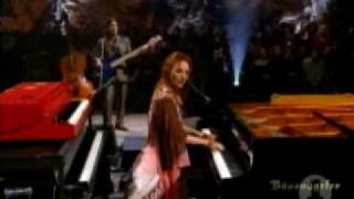 Tori Amos - Tear in Your Hand - Scarlet&#39;s Sessions