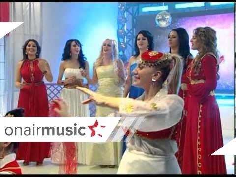 Motrat Mustafa   gezuar 2010