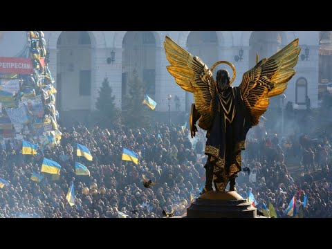 Ukrainian soldiers read the Lord's Prayer