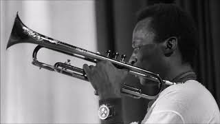 PHARAOH&#39;S DANCE (MILES DAVIS)