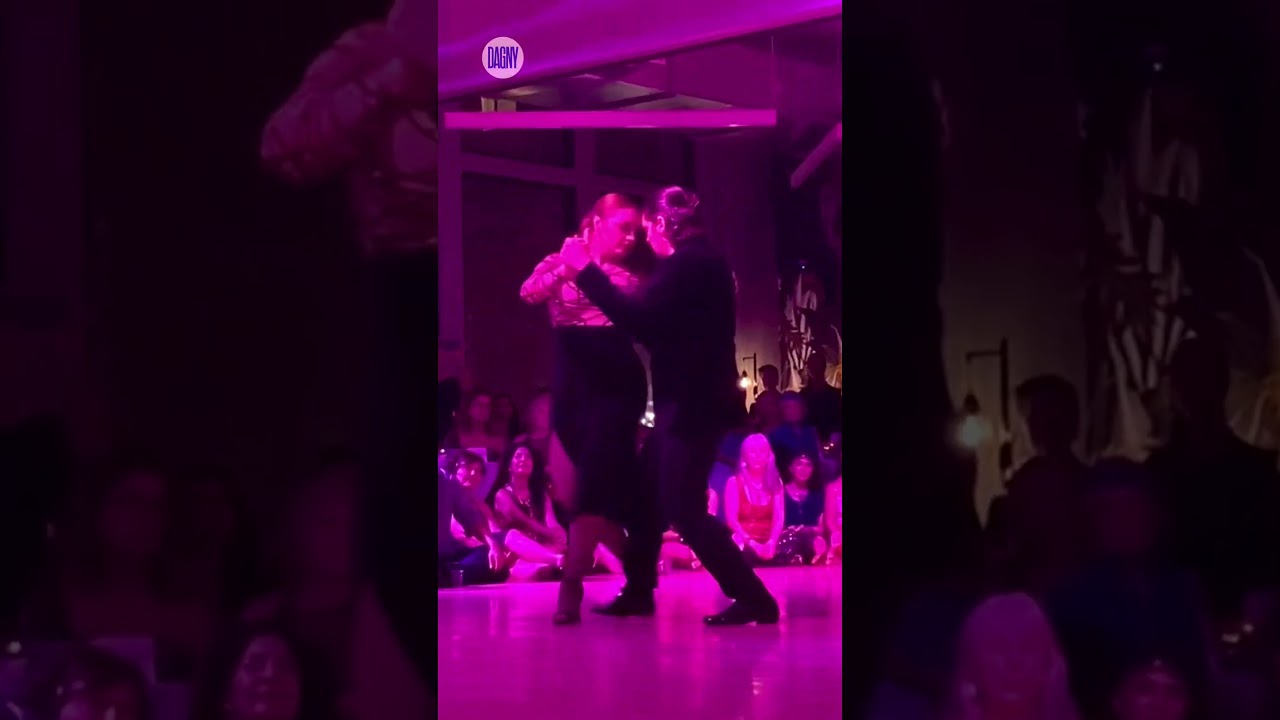 Ariadna Naveira & Fernando Sánchez Argentine tango to "Noches de Colón" by Ricardo Tanturi (7/11)