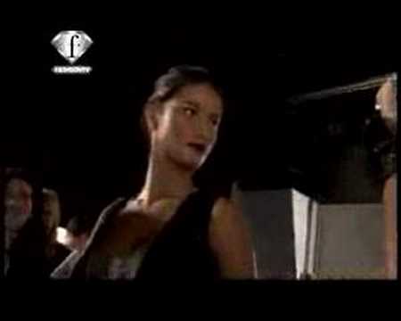 fashiontv | FTV.com - Blumarine backstage Milano spring summer 2006