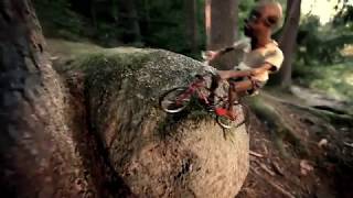 Na kole a běžkách pouze po značených stezkách a cestách