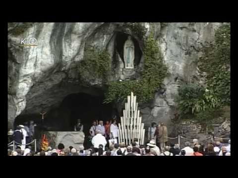 Chapelet à Lourdes